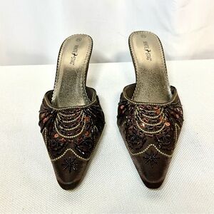 WHITE STAG Bohemian Retro Brown Mules with Bronze & Gold Beaded Embroidery